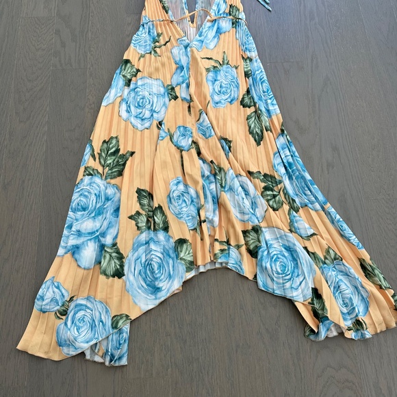 L'IDEE Boheme Yellow Floral Pleated Gown Maxi Dress Halter - Size US 4 - Picture 9 of 10